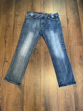 Classic Straight-Leg Men's Jeans in Washed Blue